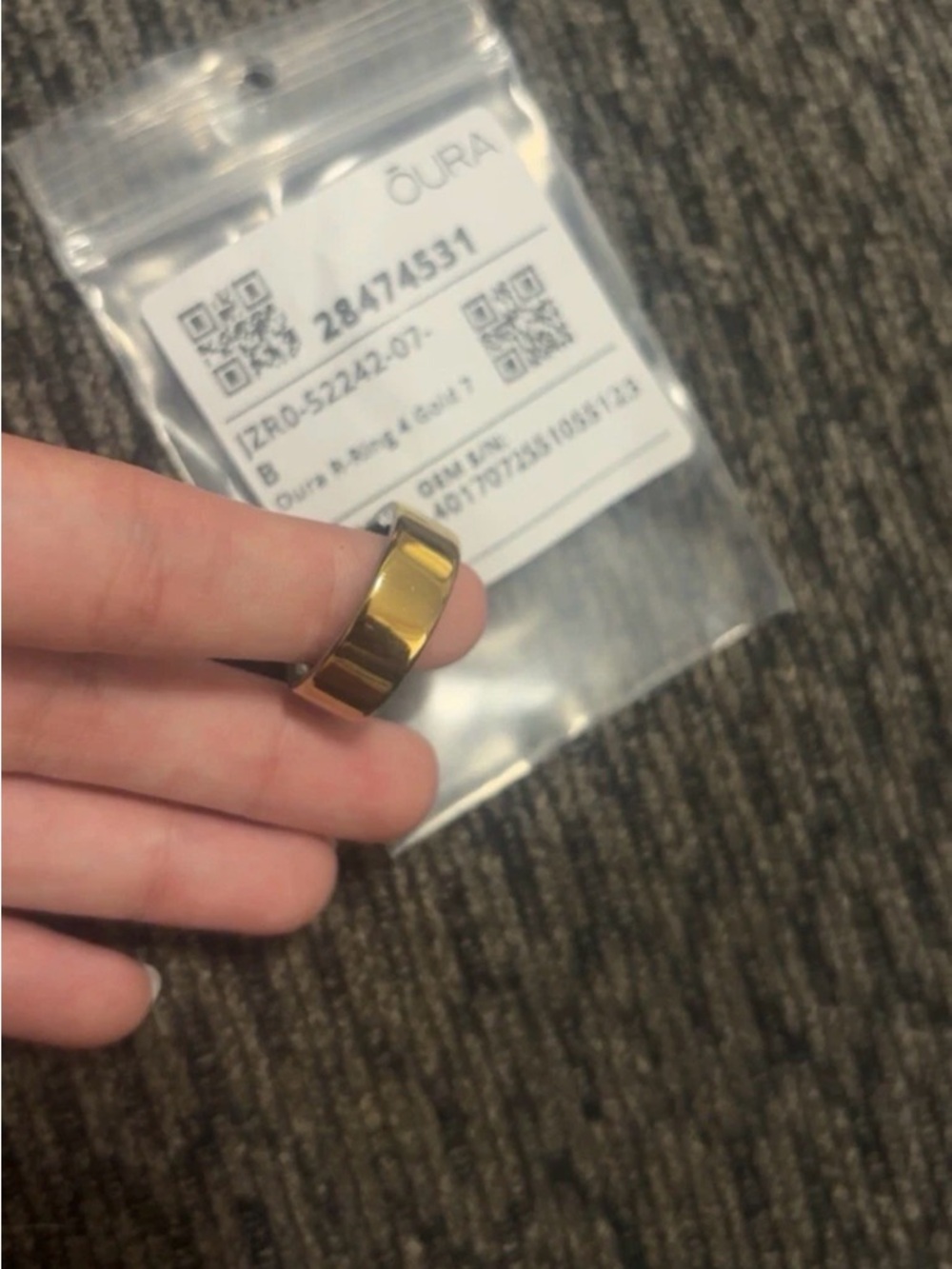 Oura Ring Generation 4 gold size 7